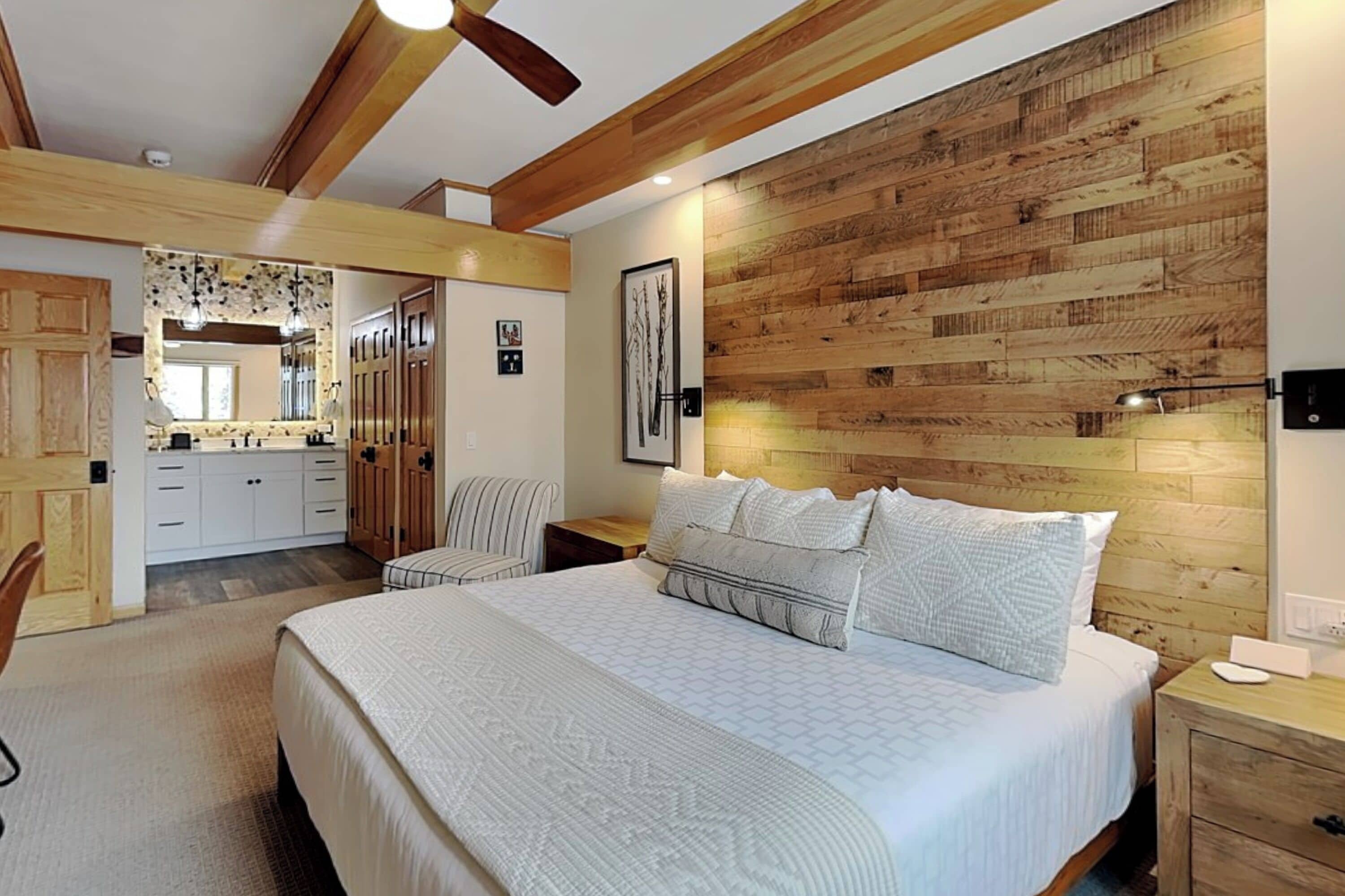 Deluxe Three Bedroom ~ B1A | In-room safe, individually decorated, individually furnished, free WiFi