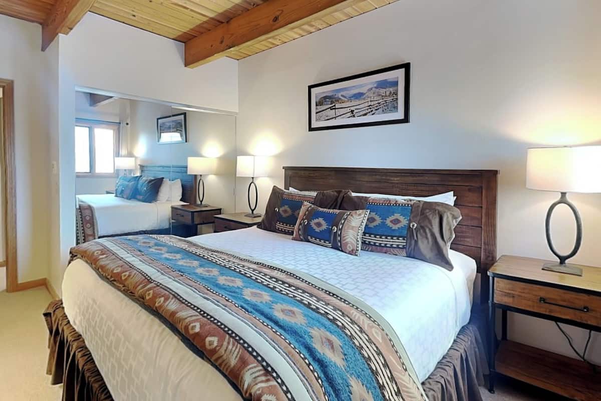 Deluxe Three Bedroom ~ B2A