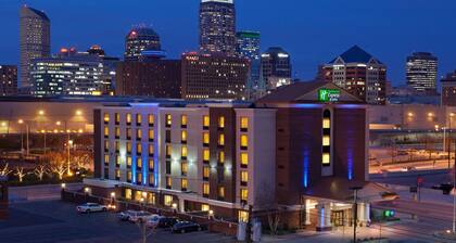 Holiday Inn Express Hotel & Suites Indianapolis Dtn-Conv Ctr by IHG