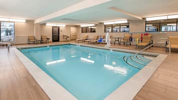 Indendørs pool