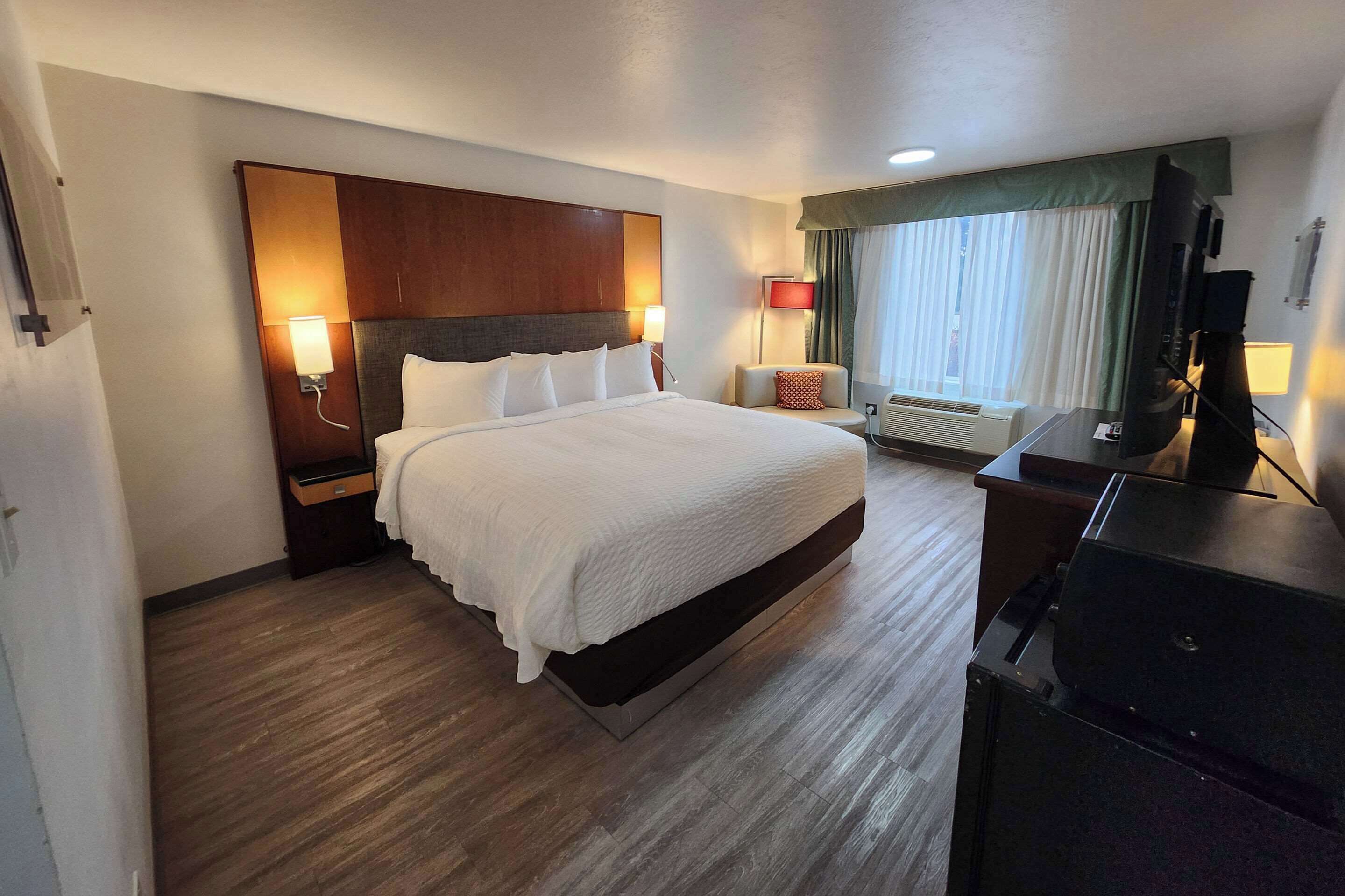 Pillowtop beds, in-room safe, individually furnished, blackout drapes