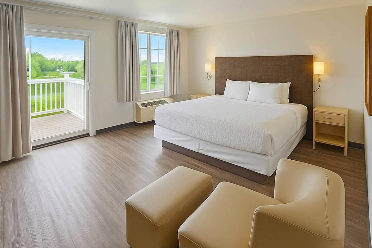 Pillow-top beds, in-room safe, individually furnished, desk