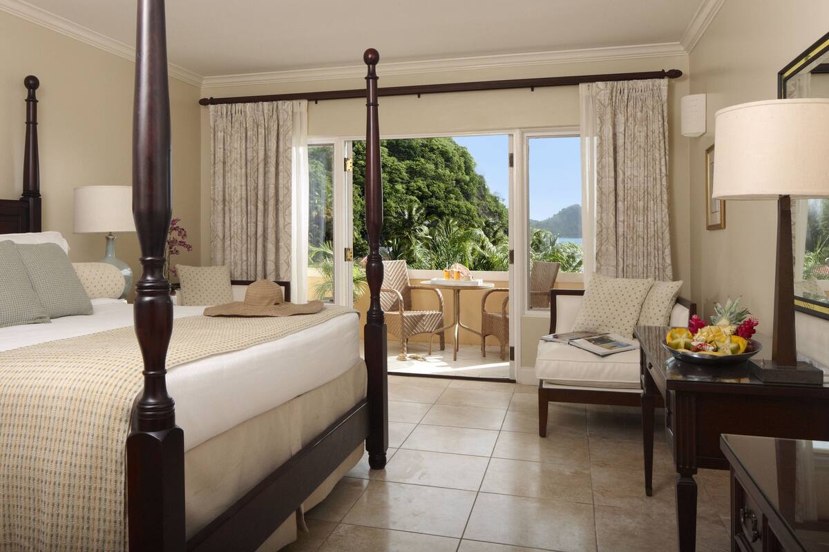 Luxury Room | Alarm clocks