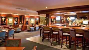 2 bar/dinlenme salonu
