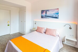 In-room safe, free cribs/infant beds, free WiFi, bed sheets