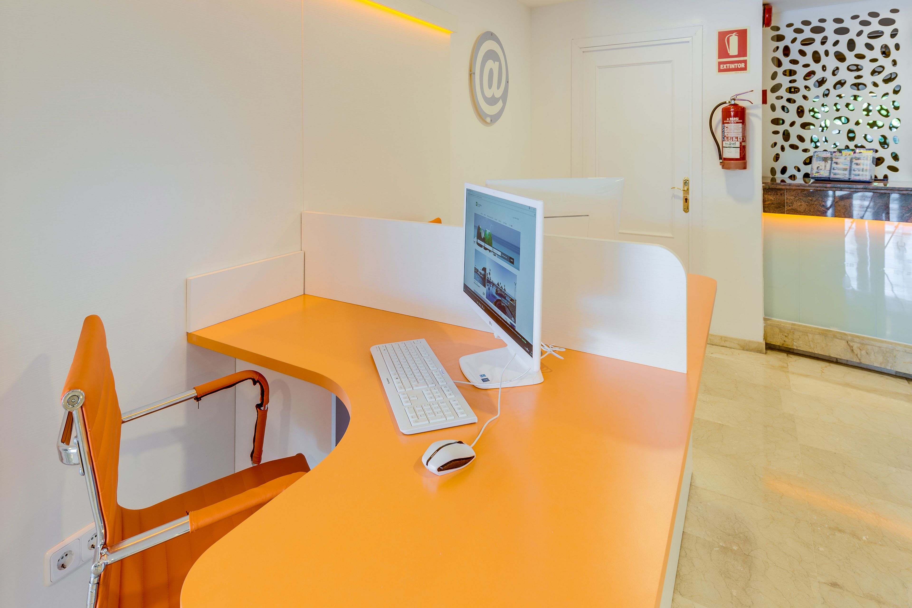 Photo - Bellevue Lagomonte