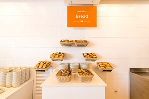 Petit déjeuner buffet