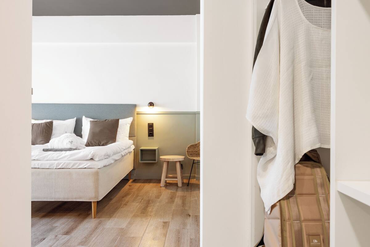 Superior Twin Room, Balcony H12LRB | 客房内保险箱、办公桌、遮光窗帘、免费 WiFi