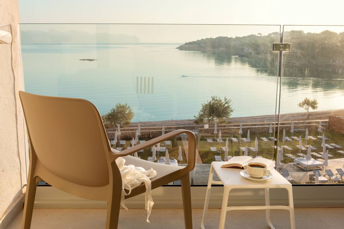 Standard Twin Room (Sea view) H12SEB | 客房景观