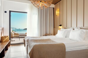 Luxury Double or Twin Room, Balcony, Sea View | 1 bedroom, in-room safe, individually decorated, individually furnished