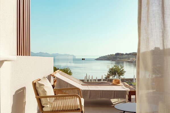 Luxury-Doppel- oder -Zweibettzimmer, Balkon, Meerblick | Balkon