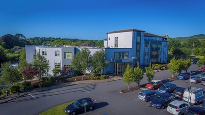 Newtown Park Hotel
