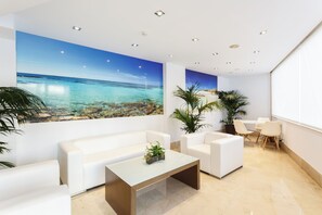 Lobby - Globales Gardenia (Fuengirola)