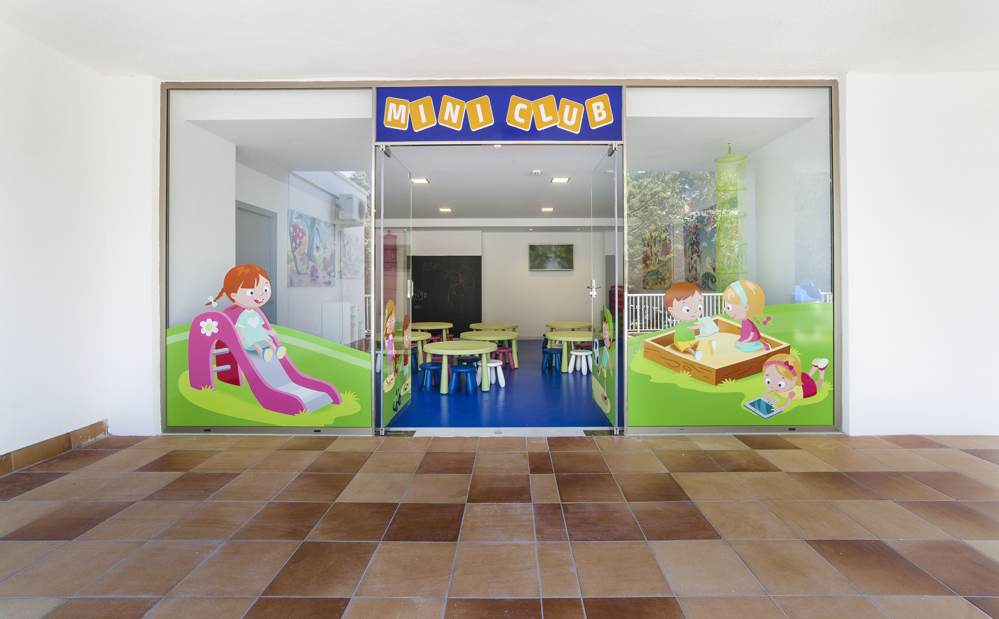children’s play area – indoor