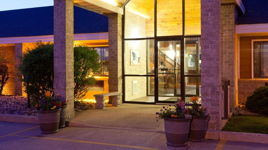 AmericInn by Wyndham Spencer