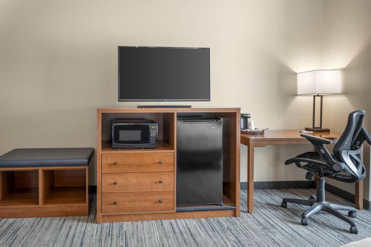 standard room, 2 queen beds, accessible, refrigerator & microwave | desk, laptop workspace, iron/ironing board, wifi