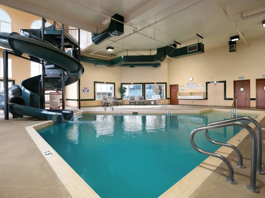 Piscine intérieure
