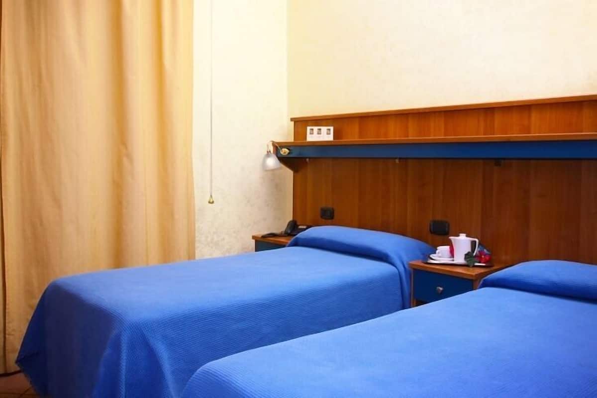 Free cots/infant beds, rollaway beds, free WiFi