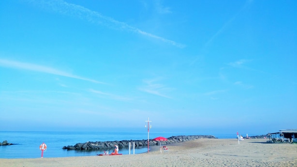ใกล้ชายหาด, ผ้าเช็ดตัวชายหาด