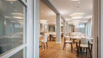 Bar (in der Unterkunft)