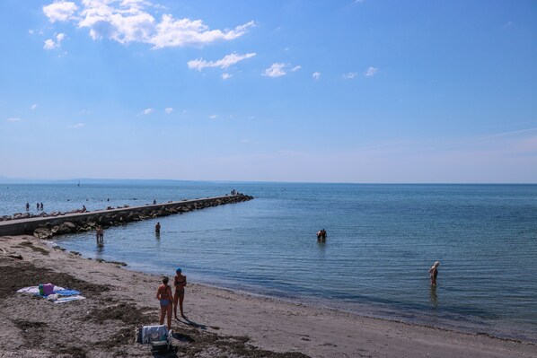 Vlak bij het strand