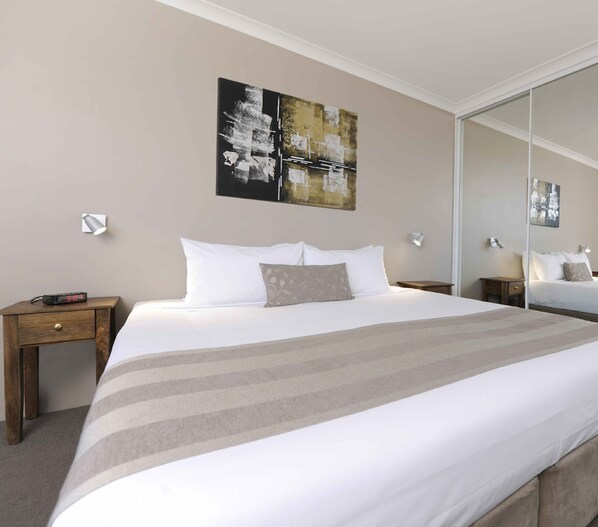 LÀgenhet - 2 sovrum | StrykjÀrn/strykbrÀda och sÀngklÀder