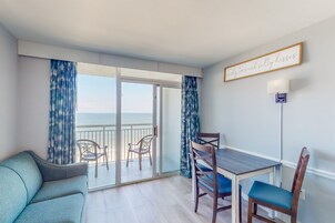 Room (Studio,Multiple Beds) | View from room