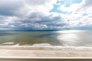Condo, 3 Bedrooms, Hot Tub, Beach View (Camelot by the Sea 1901) | Beach