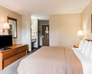Desk, iron/ironing board, rollaway beds, free WiFi - Quality Inn and Suites Montrose-black Canyon Area (Montrose)