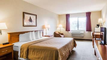 Een bureau, een strijkplank/strijkijzer, extra bedden (toeslag)