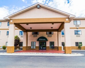 Exterior - Quality Inn And Suites (Montrose)