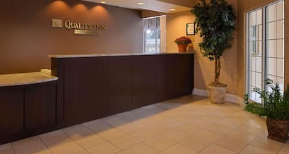 Quality Inn Dutch Inn