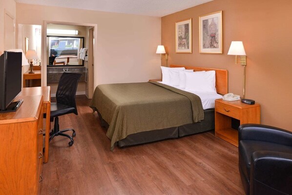 In-room safe, individually furnished, desk, laptop workspace