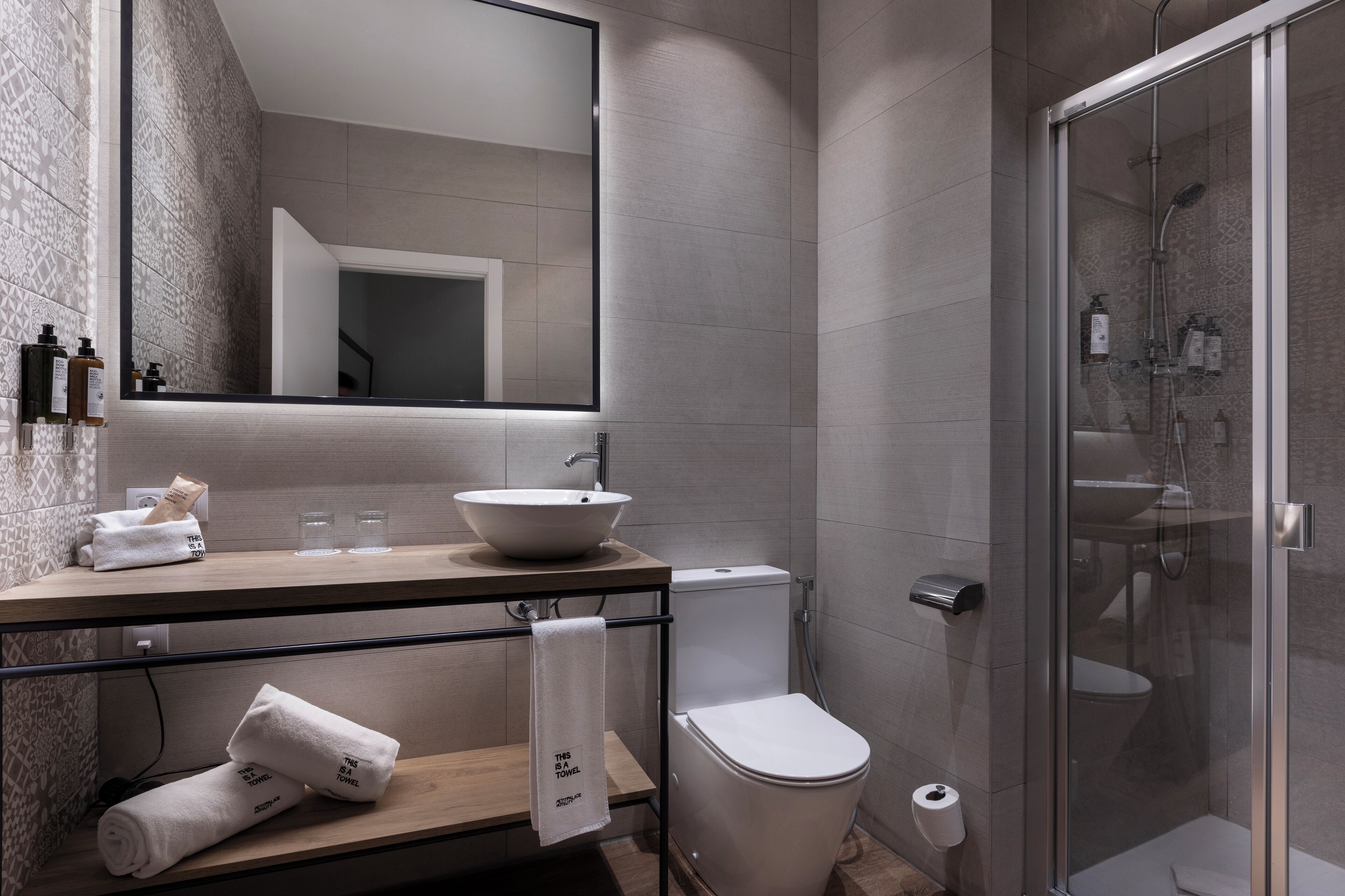 Foto - Petit Palace Plaza de la Reina