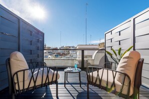 Terrace/patio - Petit Palace Plaza de la Reina Hotel (Valencia)