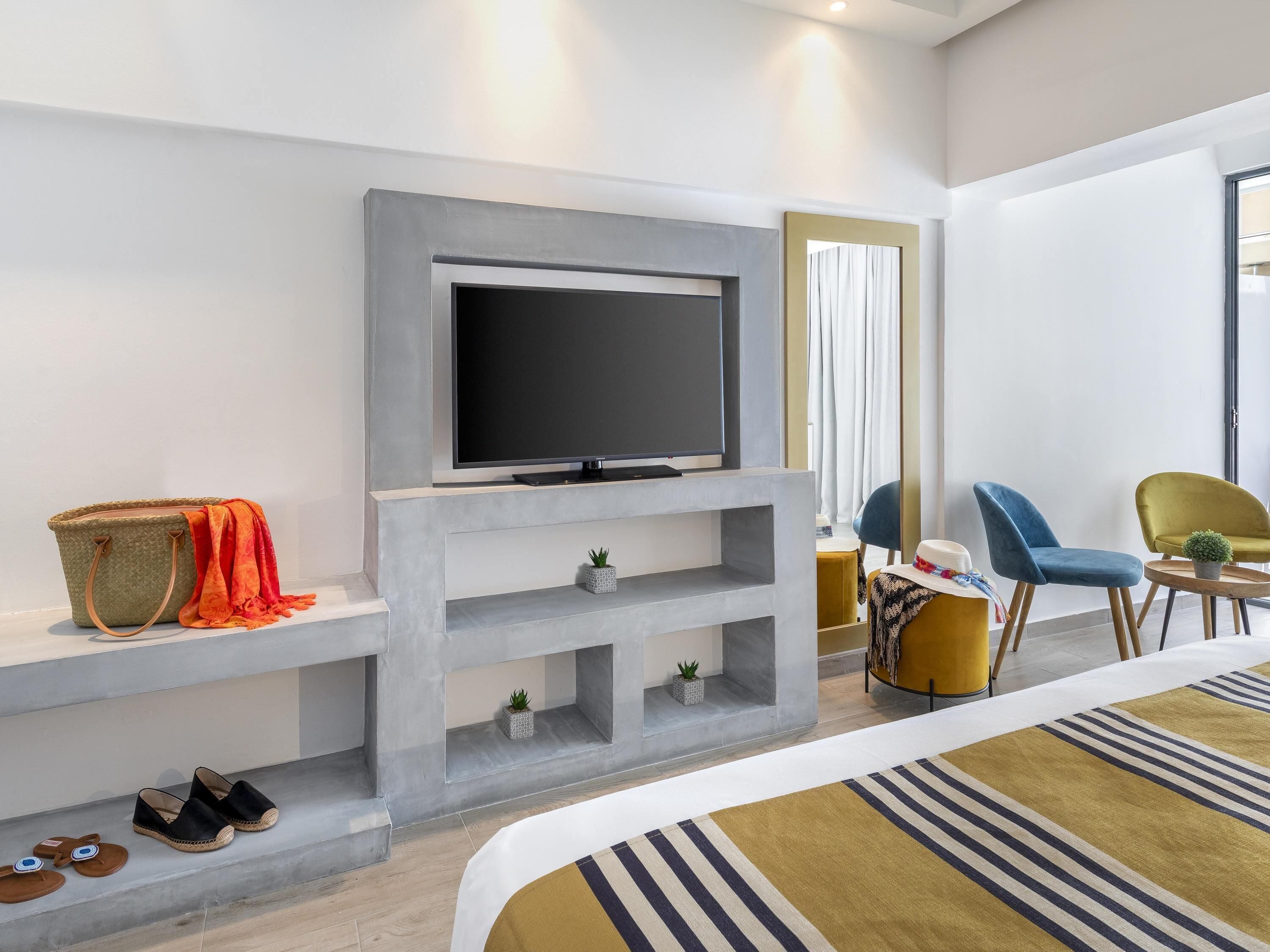 Suite junior, 1 cama de matrimonio grande con sofá cama, terraza | Ropa de cama de alta calidad, caja fuerte, escritorio