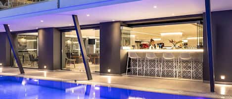 Bar (in der Unterkunft)