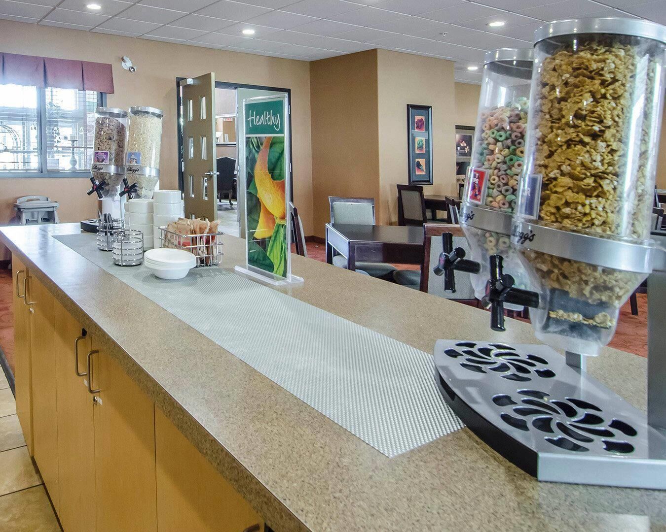 Free daily buffet breakfast