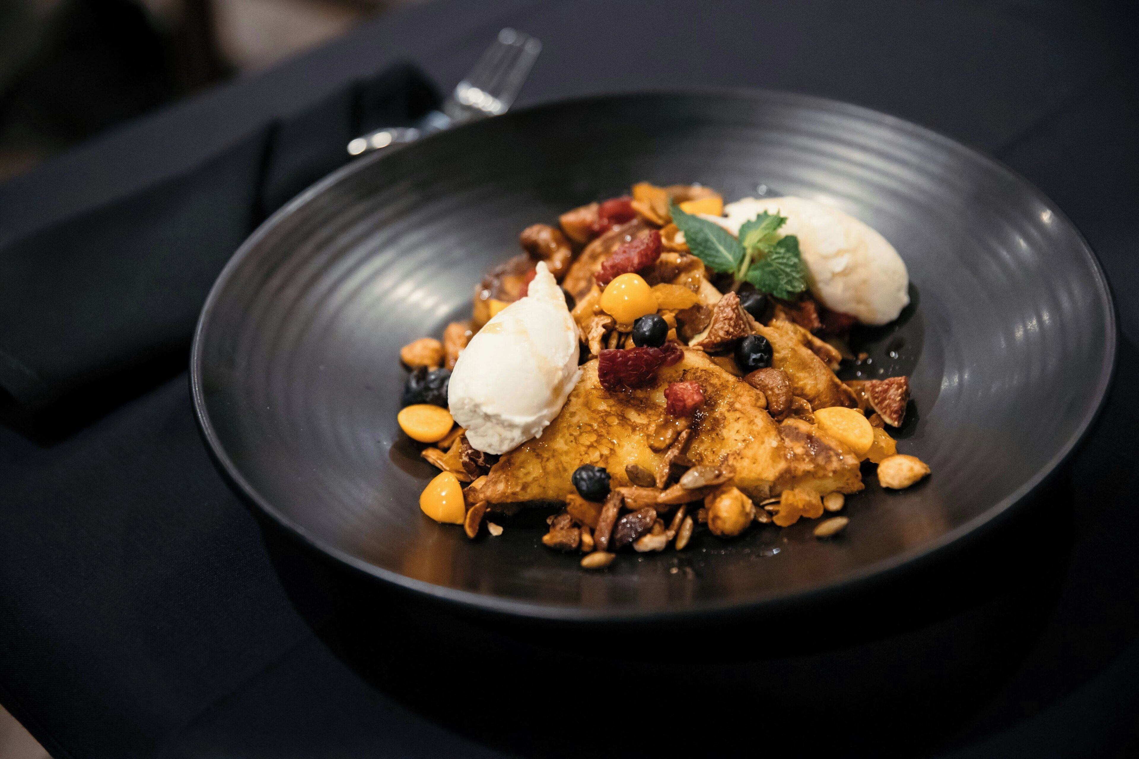 breakfast, lunch, dinner served; french cuisine