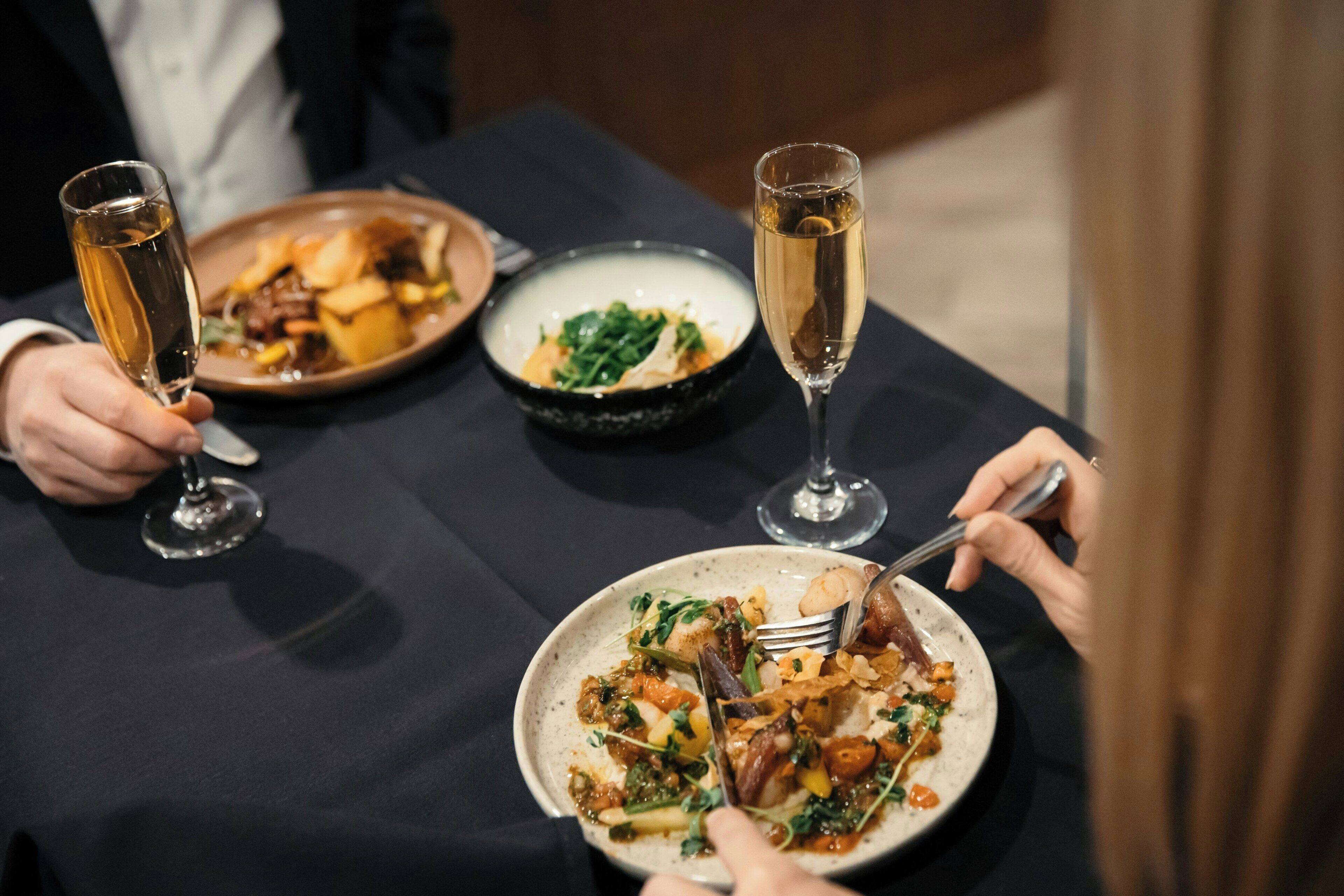 breakfast, lunch, dinner served; french cuisine