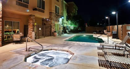 Fairfield Inn and Suites by Marriott Roswell