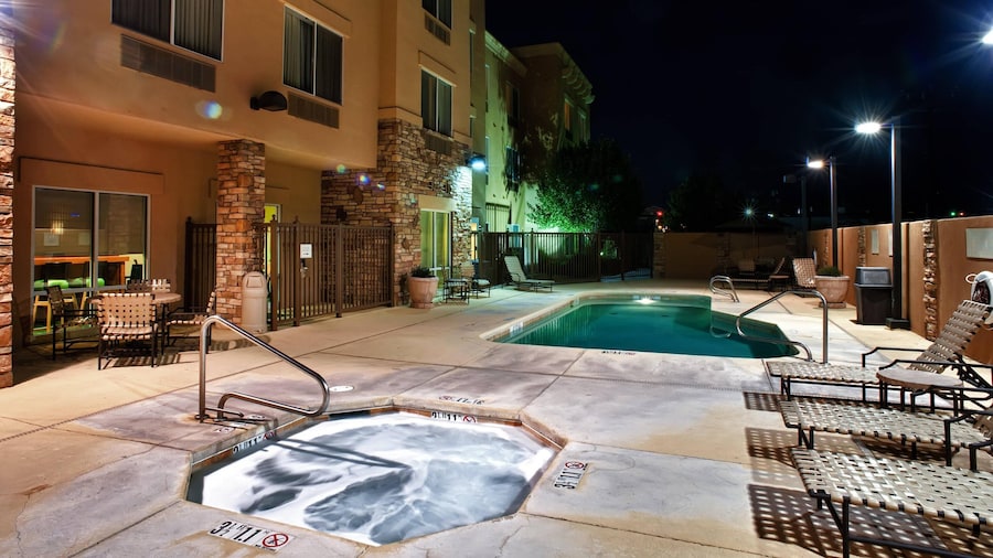 Fairfield Inn and Suites by Marriott Roswell