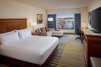 Hilton Garden Inn Portland Downtown Waterfront