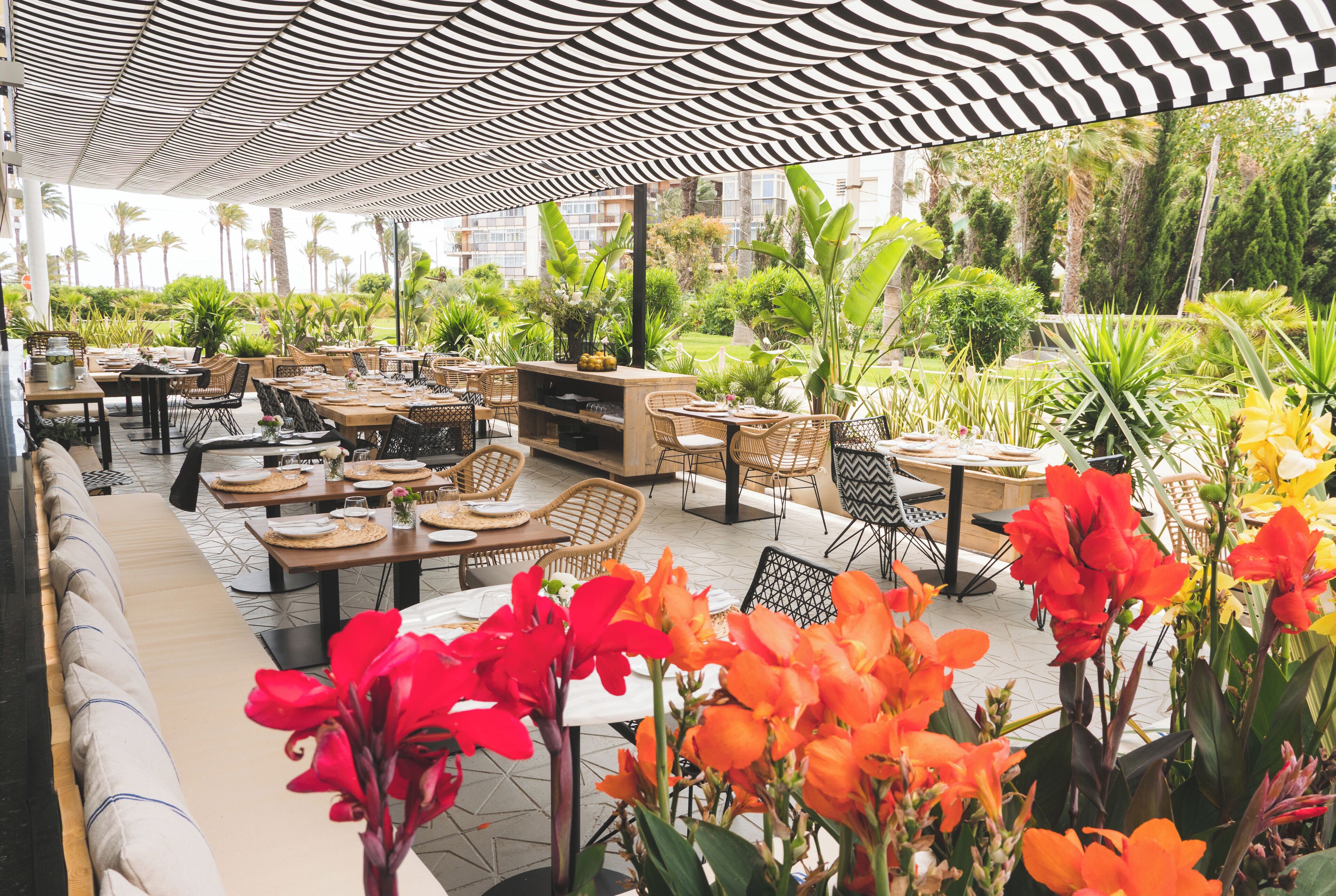 Breakfast, lunch, dinner served; Mediterranean cuisine, beach views 