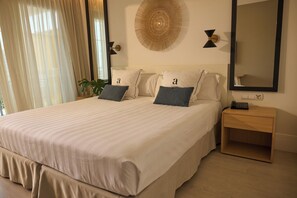 Premium Double Room | Premium bedding, minibar, in-room safe, individually decorated
