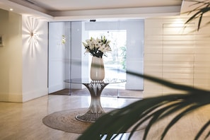 Sala de estar en el lobby