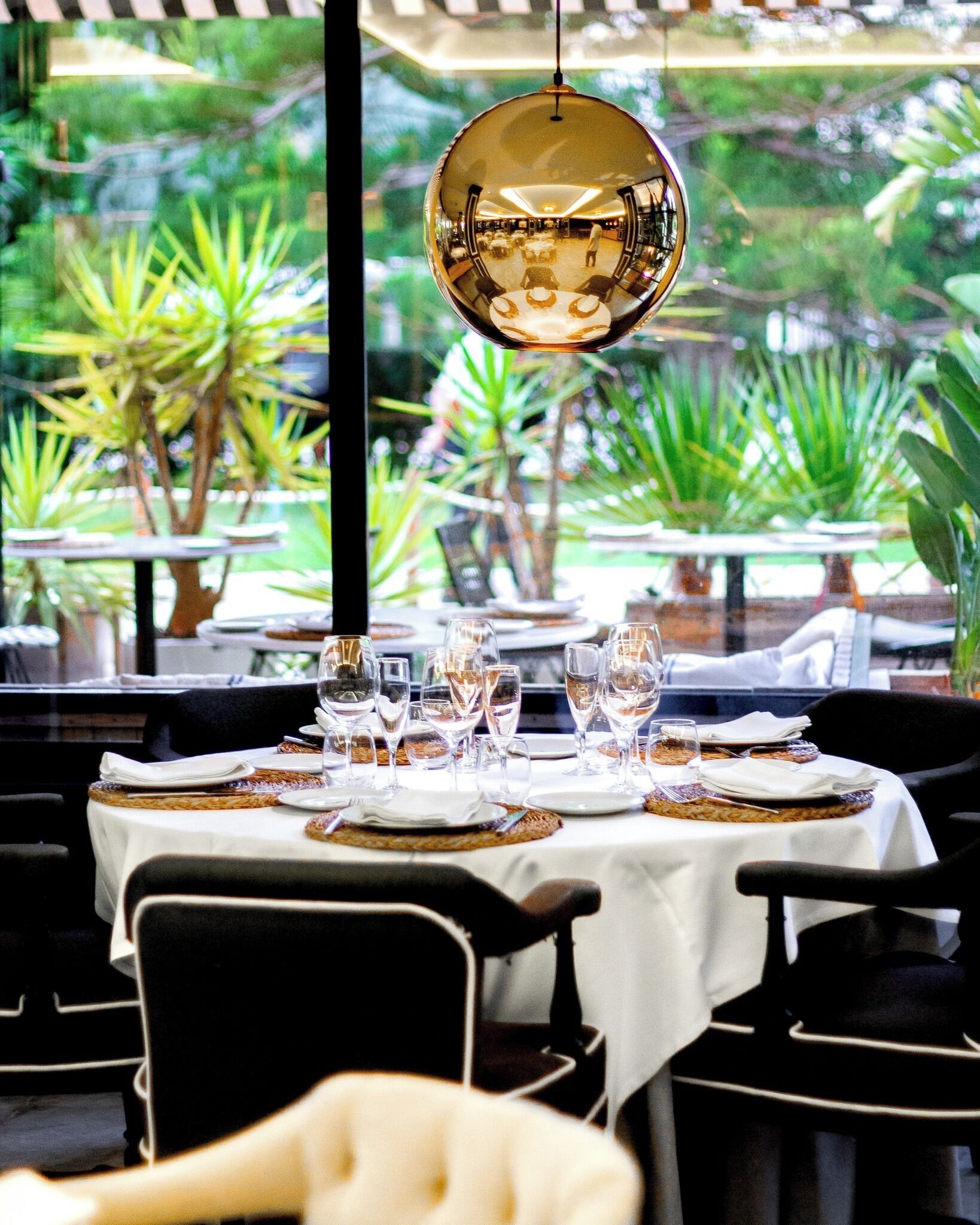 Breakfast, lunch, dinner served; Mediterranean cuisine, beach views 