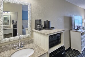 Minibar