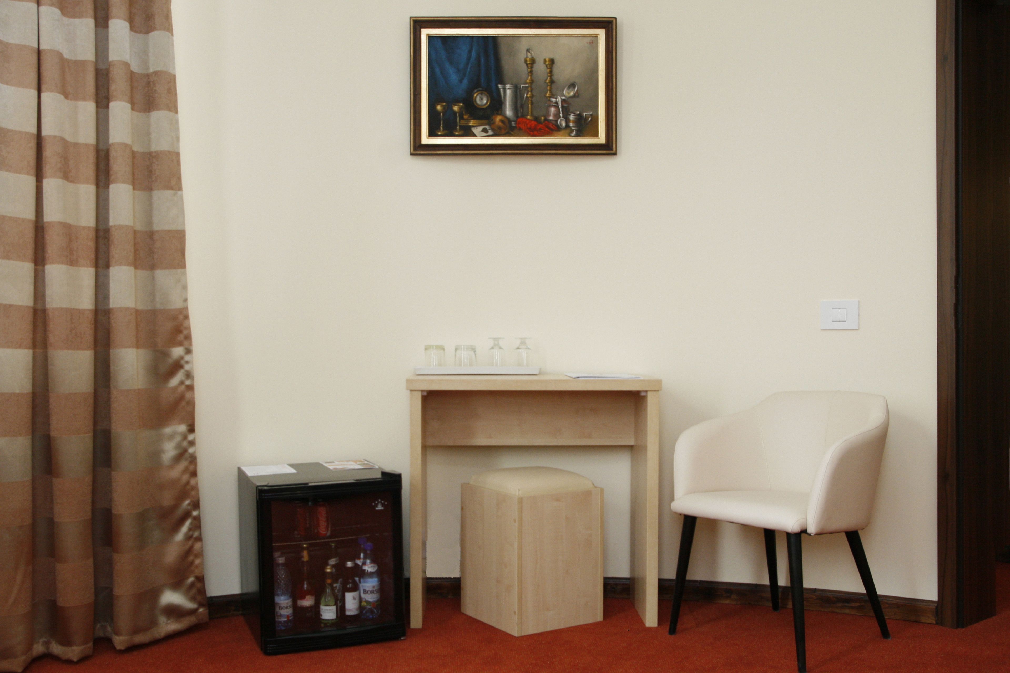 comfort apartment, 1 double bed with sofa bed, city view | minibar, in-room safe, desk, soundproofing