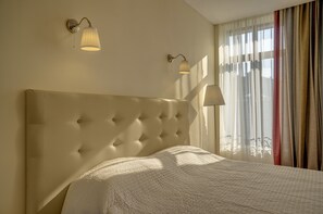 Standard-Doppelzimmer | Minibar, Zimmersafe, Schreibtisch, schallisolierte Zimmer